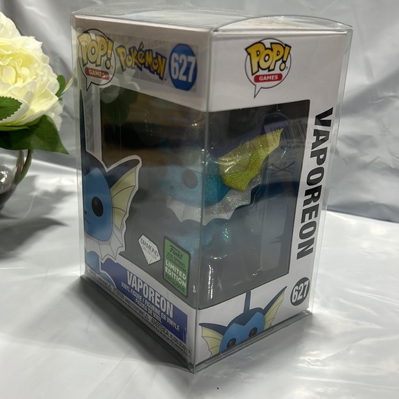 NIB - Funko Pop! Pokémon - Vaporeon Vinyl Figure #627 - Picture 5 of 7